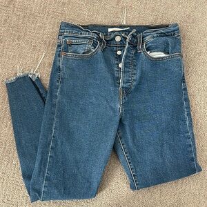 Levi Wedgie Skinny Jeans